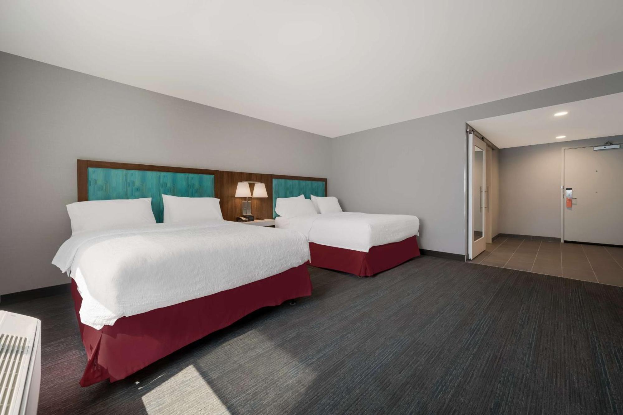 Hampton Inn By Hilton Detroit Саутфилд Экстерьер фото