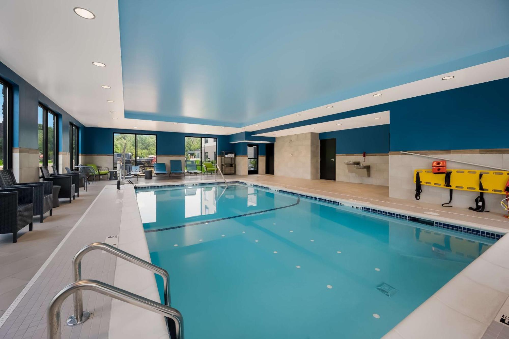 Hampton Inn By Hilton Detroit Саутфилд Экстерьер фото